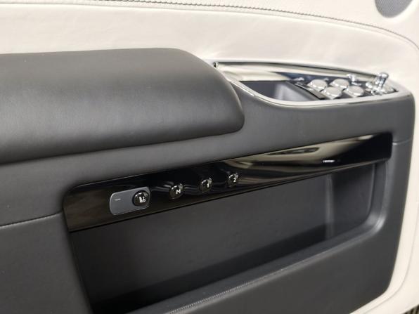 Rolls-Royce Ghost I Рестайлинг (Series II) с пробегом 2015 года, цена 14 565 150 рублей, 50716 км, седан, Автокод Объявления