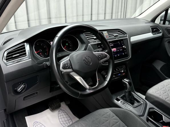 Volkswagen Tiguan II Рестайлинг с пробегом 2021 года, цена 2 579 000 рублей, 129693 км, внедорожник, Автокод Объявления