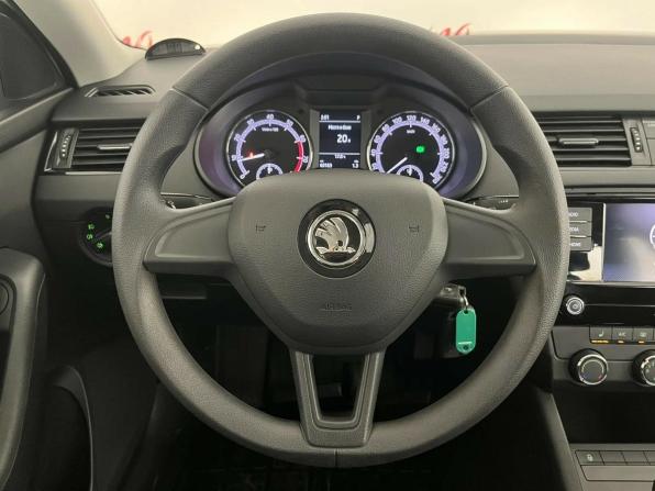 Skoda Octavia III (A7) Рестайлинг с пробегом 2020 года, цена 1 845 000 рублей, 60108 км, лифтбек, Автокод Объявления