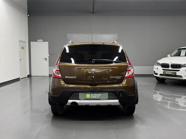 Renault Sandero I с пробегом 2013 года, цена 700 000 рублей, 235161 км, хэтчбек, Автокод Объявления