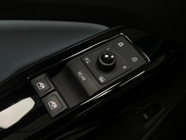 Volkswagen ID.4 с пробегом 2023 года, цена 3 850 000 рублей, 45190 км, внедорожник, Автокод Объявления