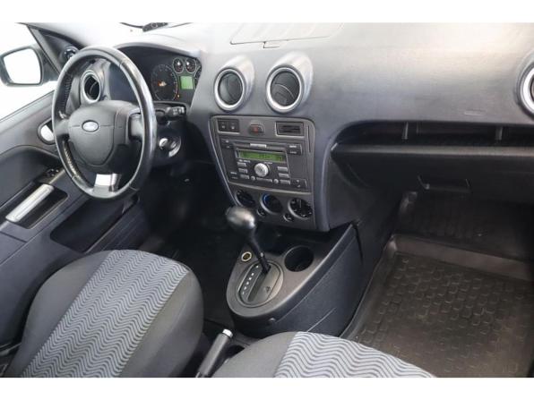 Ford Fusion I Рестайлинг с пробегом 2008 года, цена 622 000 рублей, 158448 км, хэтчбек, Автокод Объявления