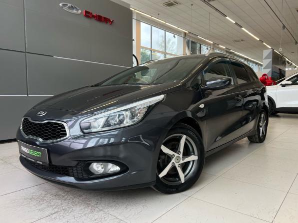 Kia Ceed II с пробегом 2013 года, цена 999 000 рублей, 213000 км, универсал, Автокод Объявления
