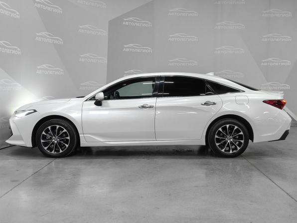 Toyota Avalon V с пробегом 2022 года, цена 3 885 000 рублей, 35658 км, седан, Автокод Объявления