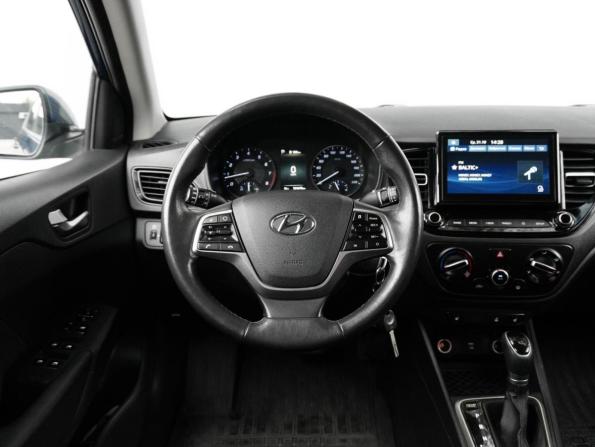 Hyundai Solaris II Рестайлинг с пробегом 2021 года, цена 1 629 000 рублей, 104600 км, седан, Автокод Объявления