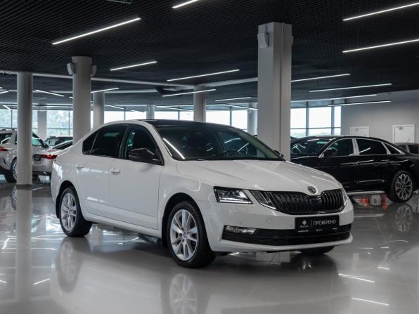 Skoda Octavia III (A7) Рестайлинг с пробегом 2017 года, цена 2 160 000 рублей, 72449 км, лифтбек, Автокод Объявления