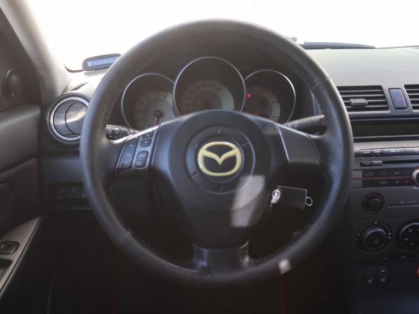 Mazda 3 I (BK) Рестайлинг с пробегом 2006 года, цена 299 000 рублей, 240000 км, седан, Автокод Объявления