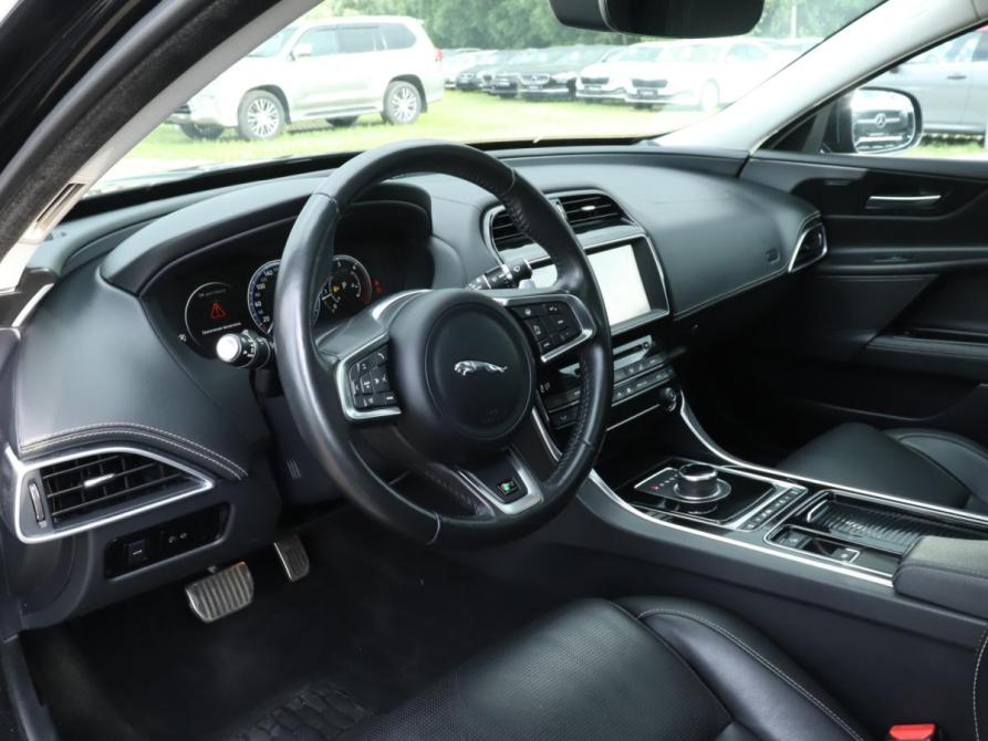 Jaguar XE I Москва  - изображение 14