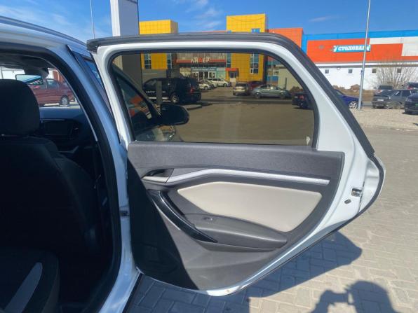 Lada (ВАЗ) Vesta I с пробегом 2019 года, цена 1 300 000 рублей, 70099 км, универсал, Автокод Объявления