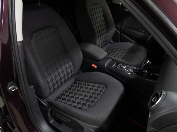 Audi A3 III (8V) с пробегом 2013 года, цена 1 170 000 рублей, 165844 км, хэтчбек, Автокод Объявления