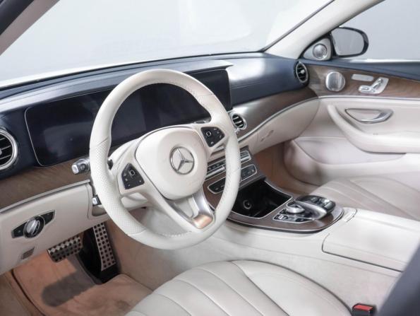 Mercedes-Benz E-Класс V (W213 S213 C238) с пробегом 2018 года, цена 3 700 000 рублей, 87220 км, седан, Автокод Объявления
