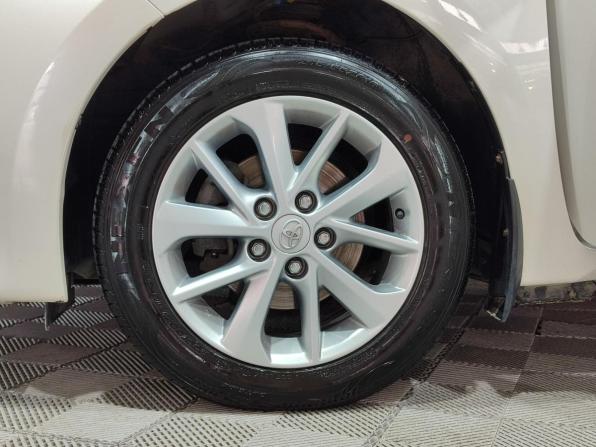Toyota Corolla XI (E160 E170 E180) с пробегом 2014 года, цена 1 350 000 рублей, 135121 км, седан, Автокод Объявления