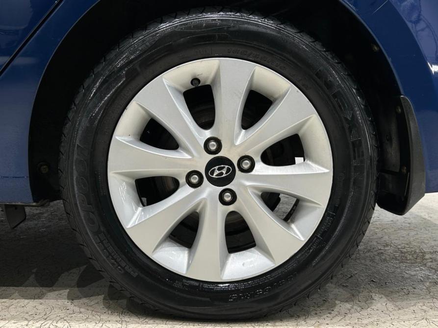 Hyundai Solaris I Рестайлинг Санкт-Петербург  - изображение 11