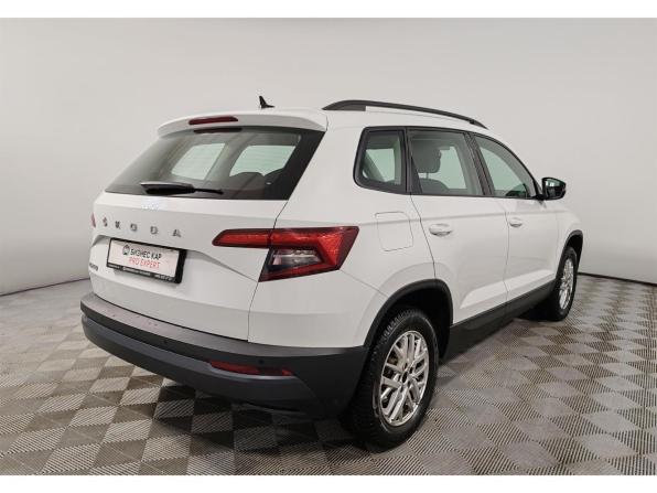 Skoda Karoq I с пробегом 2021 года, цена 2 399 000 рублей, 54923 км, внедорожник, Автокод Объявления