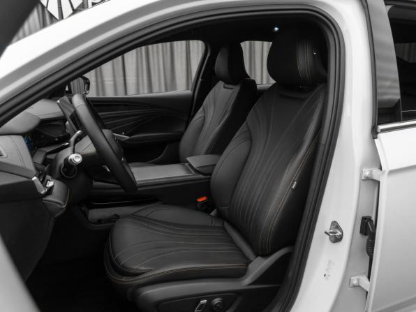 Geely Preface I с пробегом 2024 года, цена 2 780 000 рублей, 28272 км, седан, Автокод Объявления