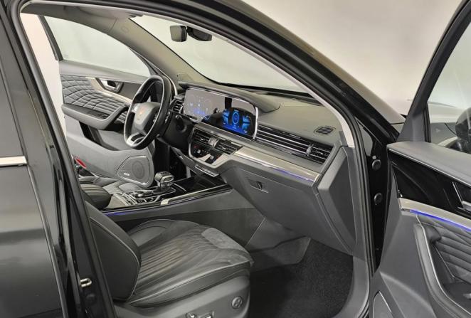 Hongqi HS5 I с пробегом 2024 года, цена 2 670 000 рублей, 46695 км, внедорожник, Автокод Объявления