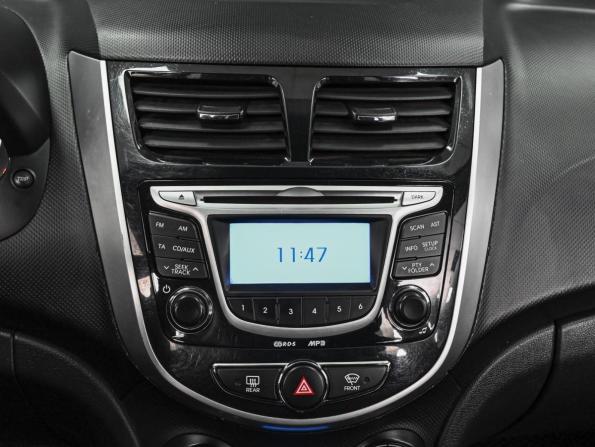 Hyundai Solaris I с пробегом 2013 года, цена 824 000 рублей, 139068 км, седан, Автокод Объявления