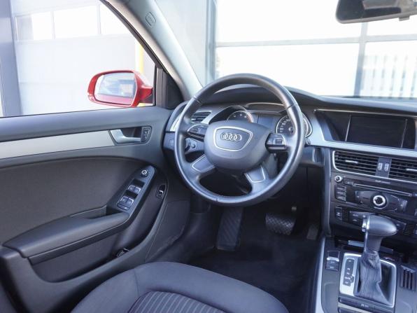 Audi A4 IV (B8) Рестайлинг с пробегом 2012 года, цена 1 225 000 рублей, 143365 км, седан, Автокод Объявления