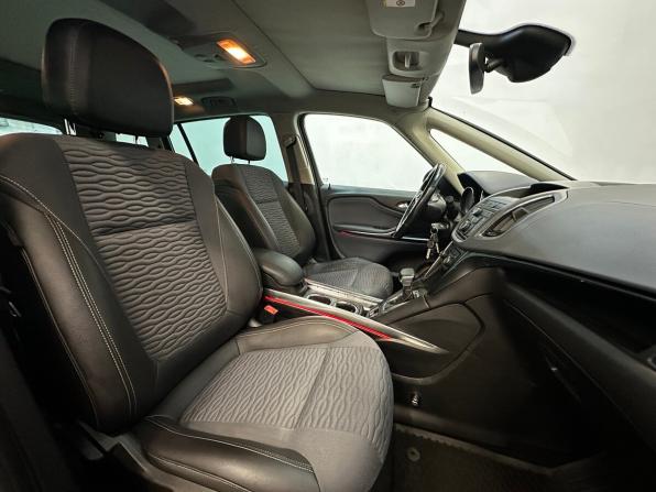 Opel Zafira C с пробегом 2013 года, цена 900 000 рублей, 260284 км, минивэн, Автокод Объявления