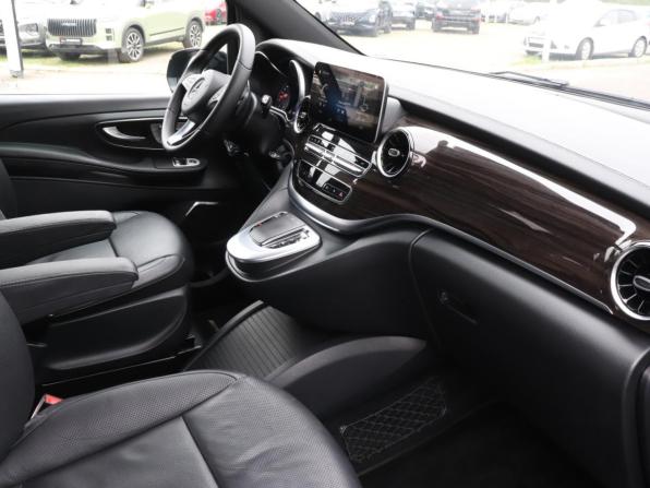 Mercedes-Benz V-Класс III (W447) Рестайлинг с пробегом 2020 года, цена 7 150 000 рублей, 66300 км, минивэн, Автокод Объявления