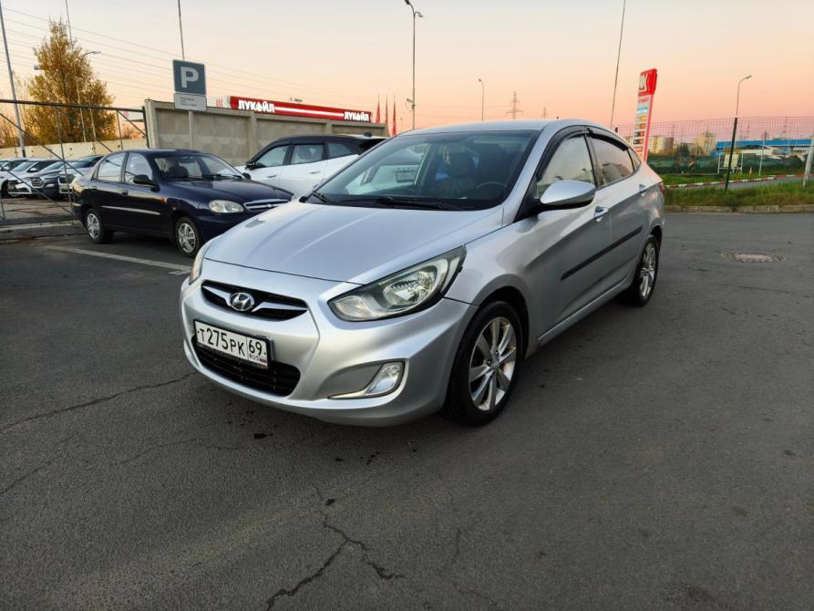 Hyundai Solaris I Санкт-Петербург  - изображение 1