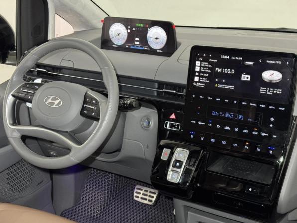 Hyundai Staria I с пробегом 2024 года, цена 6 720 000 рублей, 68813 км, минивэн, Автокод Объявления