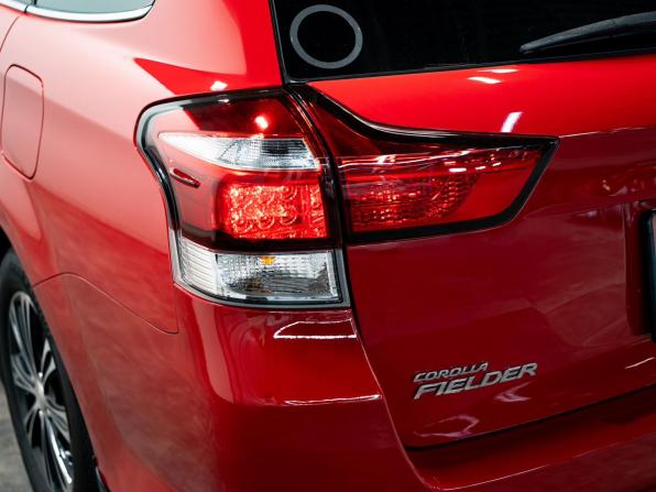 Toyota Corolla XI (E160 E170) Рестайлинг 2 с пробегом 2017 года, цена 1 155 000 рублей, 181300 км, универсал, Автокод Объявления