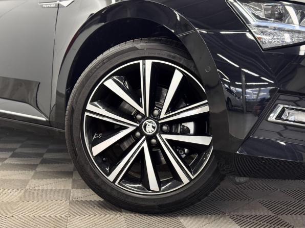 Skoda Superb III Рестайлинг с пробегом 2025 года, цена 3 170 000 рублей, 63 км, лифтбек, Автокод Объявления