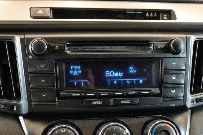 Toyota RAV4 IV (XA40) с пробегом 2015 года, цена 1 879 000 рублей, 174547 км, внедорожник, Автокод Объявления