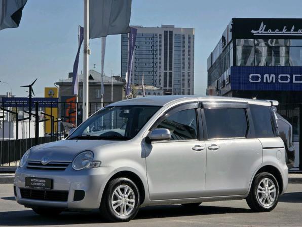 Toyota Sienta I Рестайлинг 2 с пробегом 2013 года, цена 864 000 рублей, 149274 км, компактвэн, Автокод Объявления
