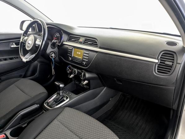 Kia Rio IV с пробегом 2018 года, цена 1 300 000 рублей, 103536 км, седан, Автокод Объявления