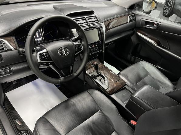 Toyota Camry VII (XV50) Рестайлинг с пробегом 2015 года, цена 1 680 000 рублей, 186182 км, седан, Автокод Объявления