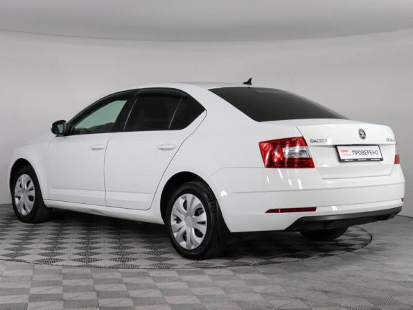Skoda Octavia III (A7) Рестайлинг с пробегом 2019 года, цена 1 100 000 рублей, 295597 км, лифтбек, Автокод Объявления