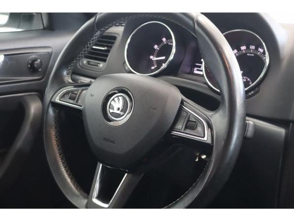 Skoda Yeti I Рестайлинг с пробегом 2017 года, цена 1 224 000 рублей, 179088 км, внедорожник, Автокод Объявления