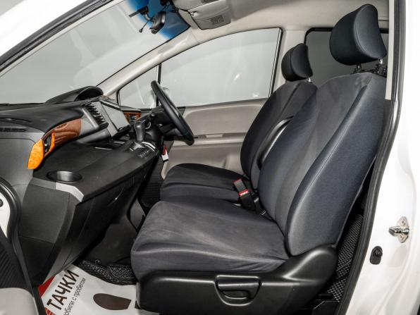 Honda Freed I с пробегом 2009 года, цена 1 029 300 рублей, 116707 км, компактвэн, Автокод Объявления
