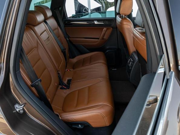 Volkswagen Touareg II с пробегом 2014 года, цена 2 340 000 рублей, 203941 км, внедорожник, Автокод Объявления
