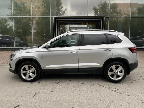 Skoda Karoq I с пробегом 2021 года, цена 2 399 000 рублей, 48644 км, внедорожник, Автокод Объявления