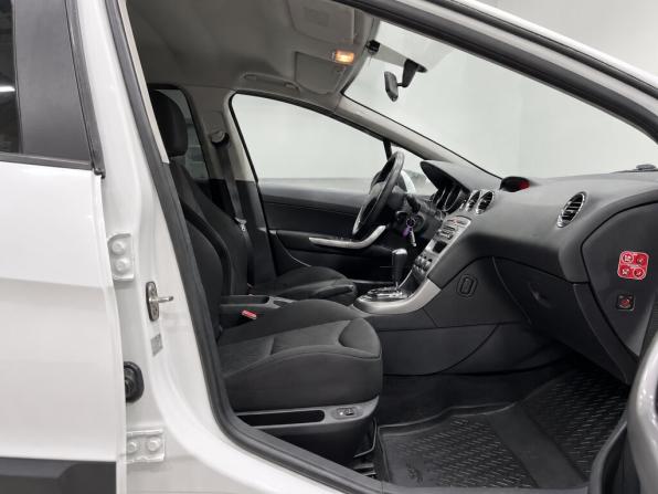 Peugeot 308 I Рестайлинг с пробегом 2012 года, цена 529 000 рублей, 151000 км, хэтчбек, Автокод Объявления