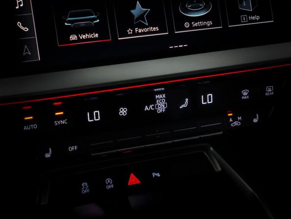 Audi A3 IV (8Y) с пробегом 2020 года, цена 3 099 000 рублей, 41003 км, хэтчбек, Автокод Объявления