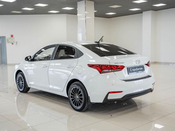 Hyundai Solaris II с пробегом 2019 года, цена 1 361 000 рублей, 102142 км, седан, Автокод Объявления