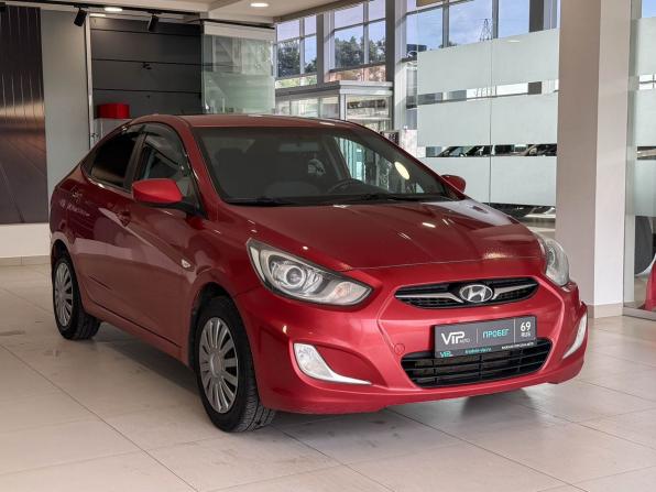 Hyundai Solaris I с пробегом 2011 года, цена 635 000 рублей, 263435 км, седан, Автокод Объявления