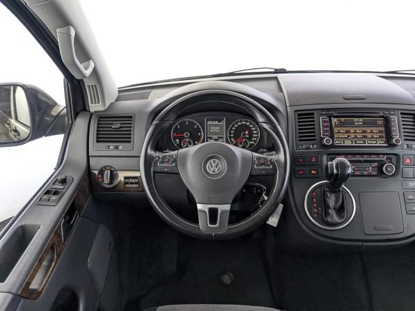 Volkswagen Multivan T5 Рестайлинг с пробегом 2012 года, цена 2 750 000 рублей, 122609 км, минивэн, Автокод Объявления