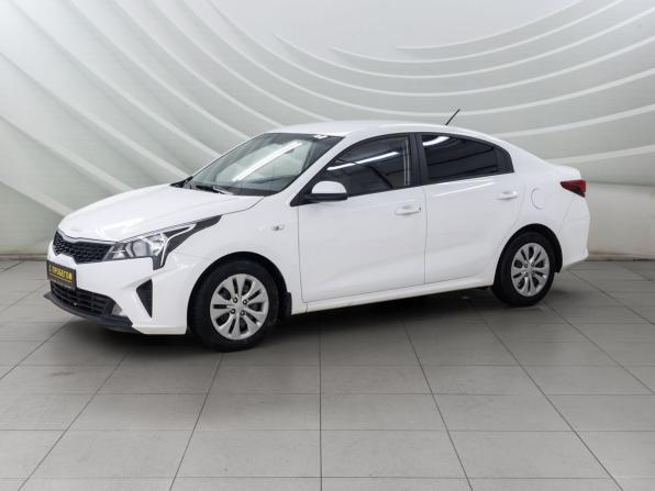 Kia Rio IV Рестайлинг с пробегом 2021 года, цена 1 618 000 рублей, 62770 км, седан, Автокод Объявления