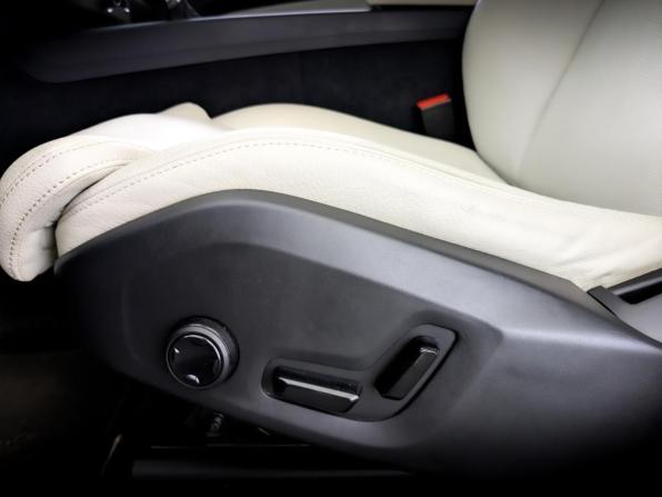 Volvo XC60 II с пробегом 2018 года, цена 3 390 000 рублей, 93039 км, внедорожник, Автокод Объявления