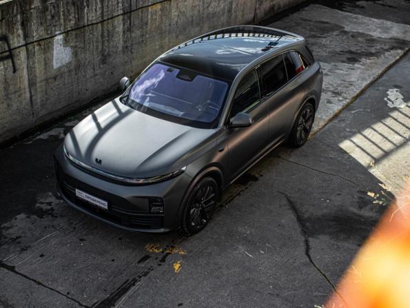 Li Auto (Lixiang) L7 I Рестайлинг с пробегом 2024 года, цена 6 990 000 рублей, 47497 км, внедорожник, Автокод Объявления