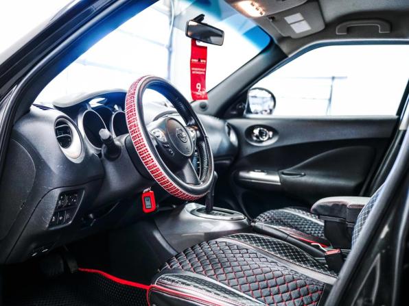 Nissan Juke I Рестайлинг с пробегом 2014 года, цена 920 000 рублей, 290867 км, внедорожник, Автокод Объявления