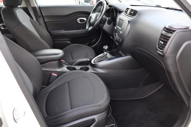 Kia Soul II Рестайлинг с пробегом 2018 года, цена 1 599 000 рублей, 76000 км, хэтчбек, Автокод Объявления