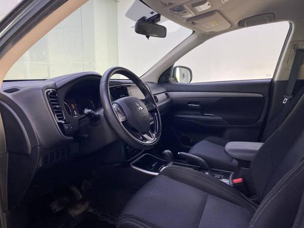 Mitsubishi Outlander III Рестайлинг 2 с пробегом 2018 года, цена 1 980 000 рублей, 75000 км, внедорожник, Автокод Объявления