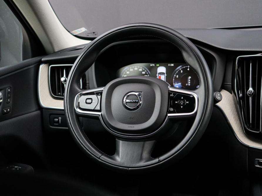 Volvo XC60 II Москва  - изображение 13