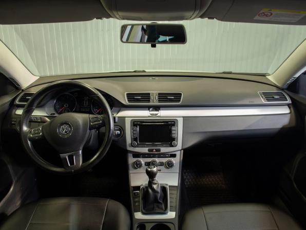 Volkswagen Passat B7 с пробегом 2012 года, цена 1 190 000 рублей, 117871 км, седан, Автокод Объявления